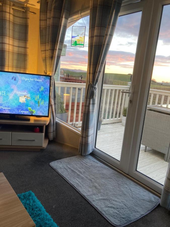 Luxury Caravan At Turnberry - Short Walk To Beach Girvan Εξωτερικό φωτογραφία